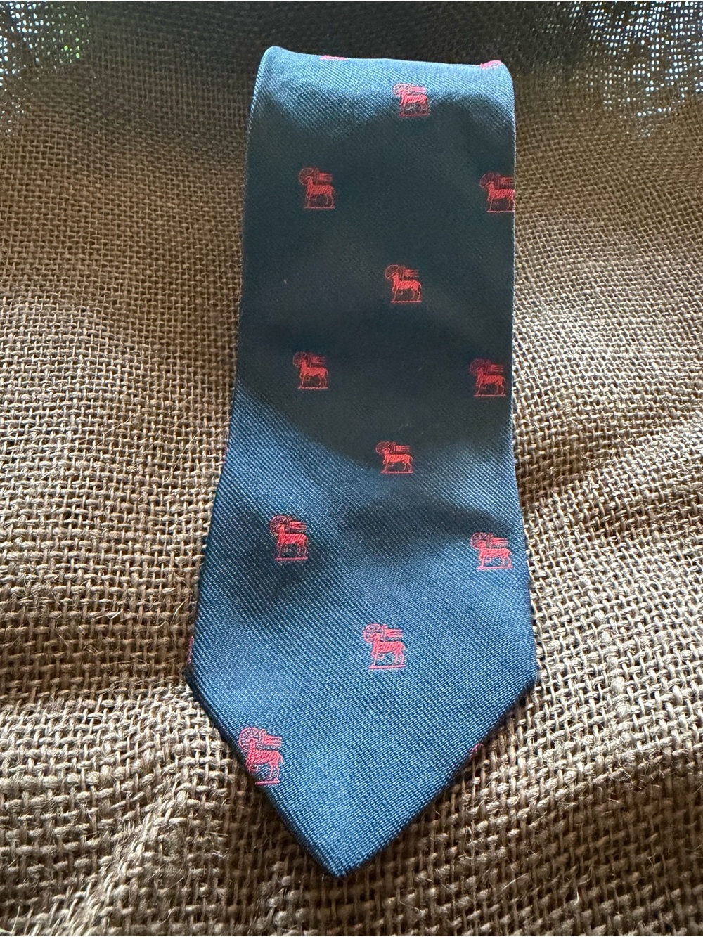Classic Ben Silver silk Navy Tie with Red Emblem - Men's Accessory